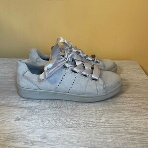 Findlay Gray Satin Lace Up Sneakers 5.5 6 36
